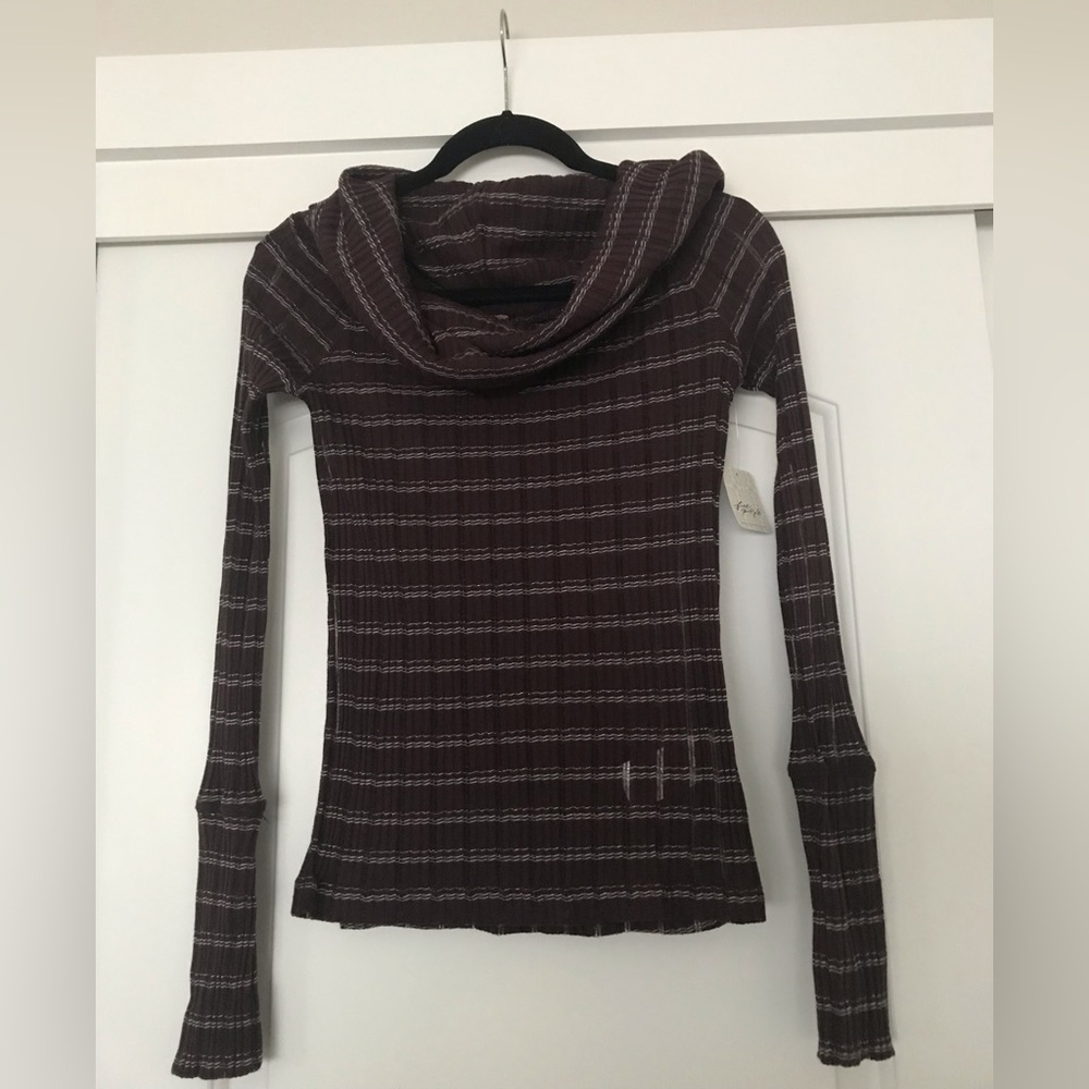 Free People Cowl Neck Top NWT - Picture 5 of 7